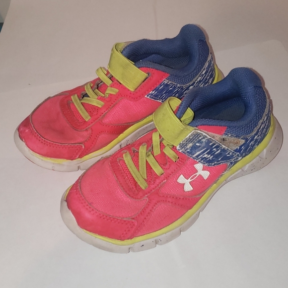 Under Armour Other - Under armour velcro strap shoes